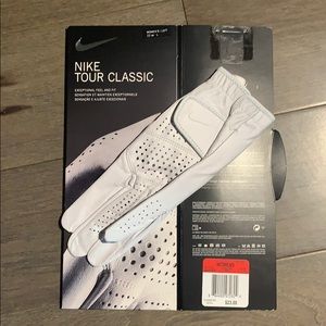 New! Golf Nike Gloves! Tour Classic